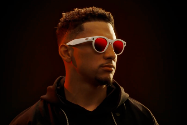  Answers while You train, Meta and Oakley's new AI smart glasses are here 